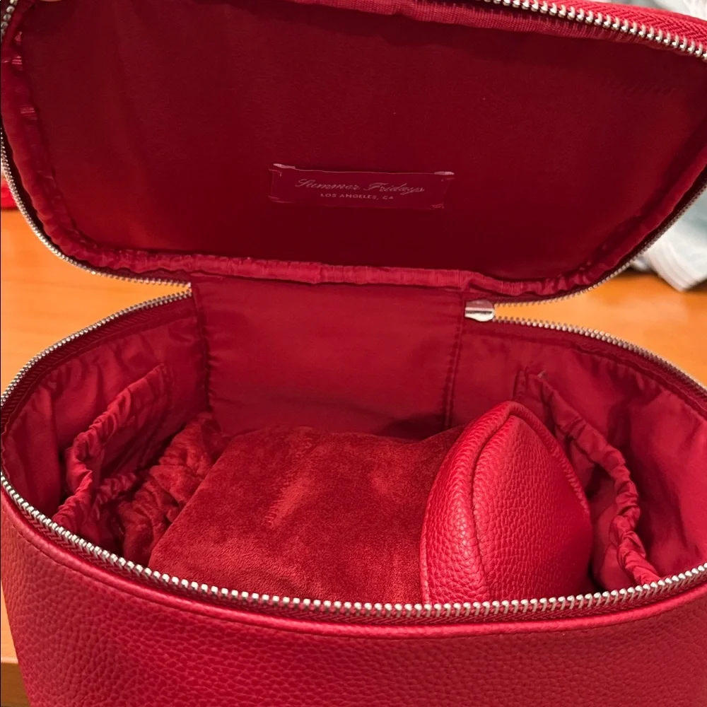 Summer Fridays Limited Edition Cherry Vegan Leather Travel Case - Picture 5 of 7
